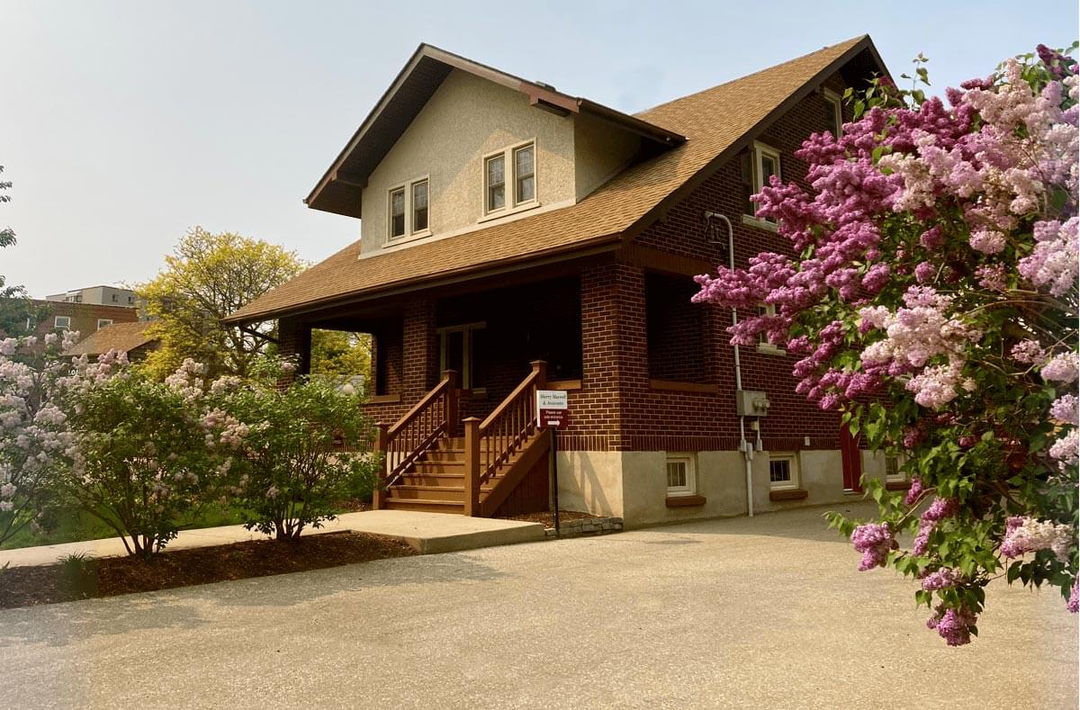 Sherry Maxwell & Associates Clinic Exterior